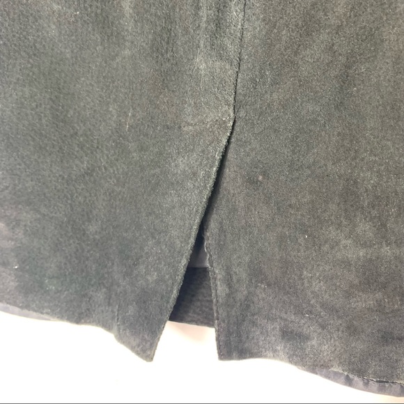 Vintage 80s EXPRESS Black Suede Skirt / Suede Leather Mini Skirt / 1980s Vintage - Picture 5 of 6